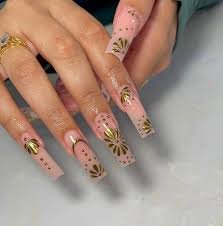 Artist Nails Lounge Gilbert